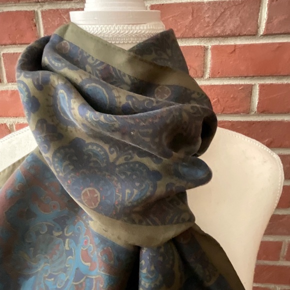 Ginnie Johansen Vintage1989 Floral Print Silk Signed Scarf 10”x60” Made in Japan - Picture 9 of 12